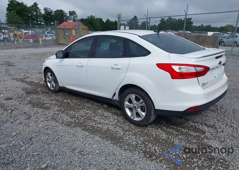 2012 Ford Focus Se z USA, uszkodzony, nr VIN 1FAHP3F27CL205509